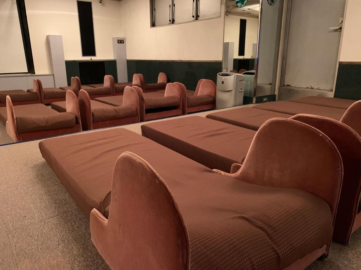 Funabashi Grand Sauna And Capsule Hotel Exterior foto